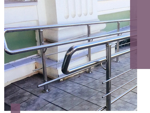 Ограждения пандусов из металла и нержавейки в Орске