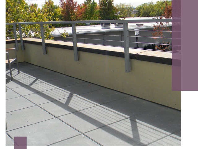 Металлические парапеты под ключ в Орске: монтаж и изготовление