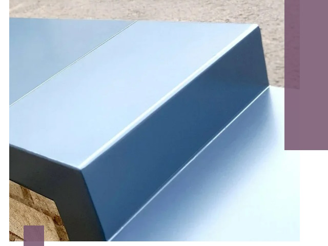 Крышки на парапет в Орске: изготовление и монтаж под ключ